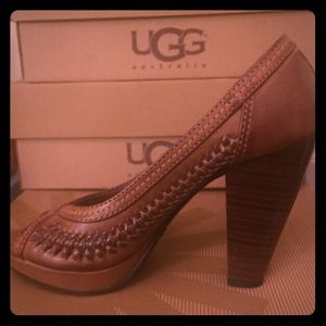 Chestnut Casual Pump